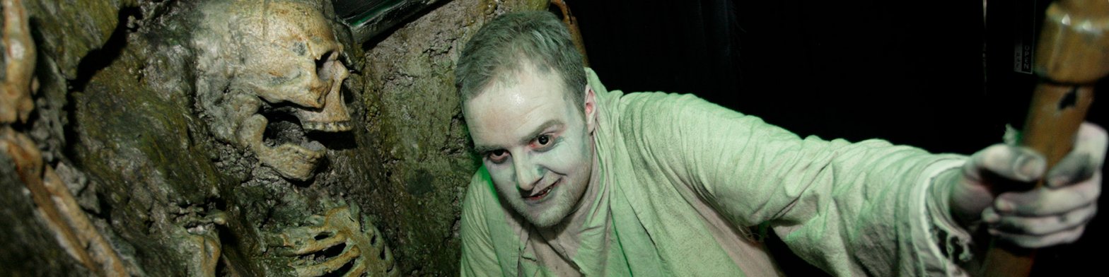 Spooky Tour of Medieval Dublin Actor telling a spooky tale next to a skeleton