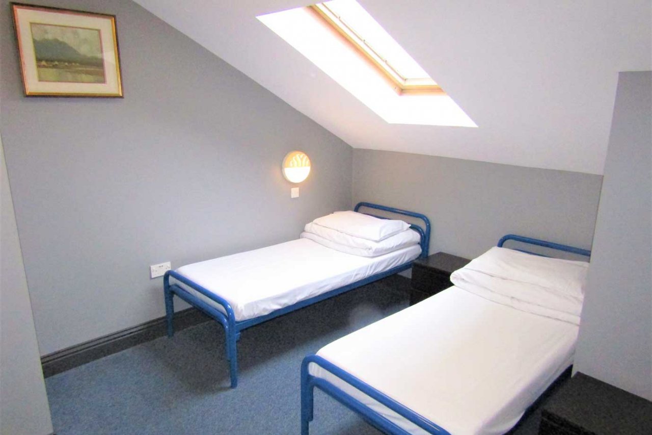 Sleepzone Hostel Galway Twin Room for Group Leaders Twin Room in Hostel For Groups